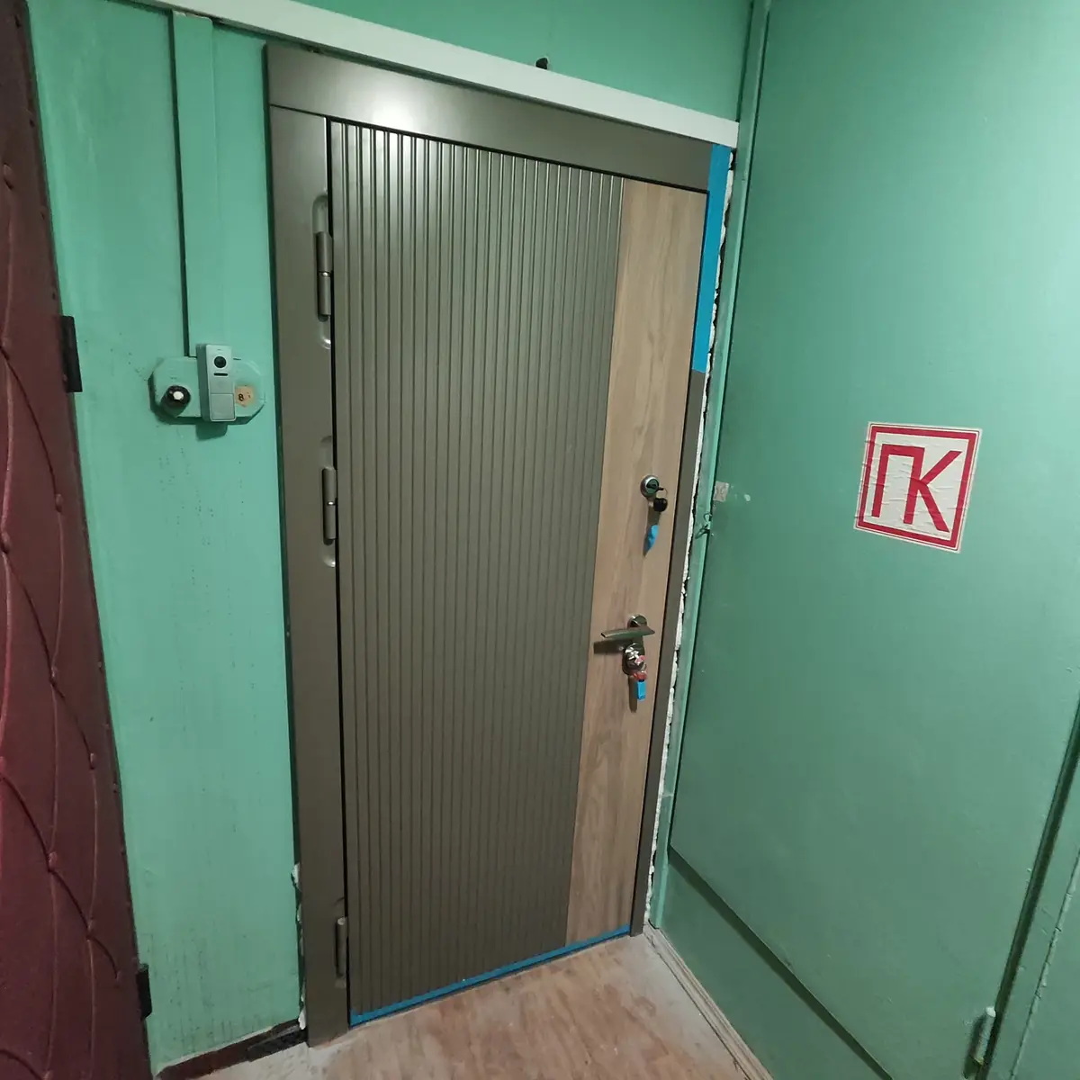 Металлическая входная дверь в квартиру Armora 2591, серия Премиум, фото 4